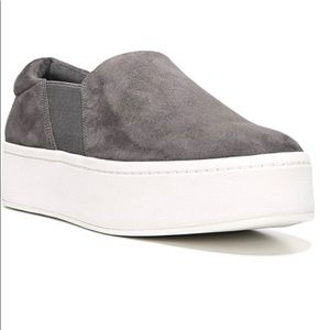 Vince Warren slip ons